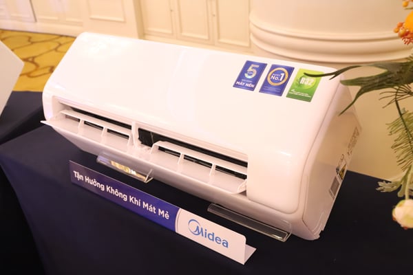 msae10crn8-euy5g9_c628d48e4fa34f22b2bd88bf69a3f558.jpg